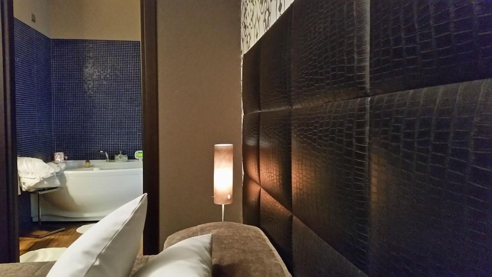 Atmosfere Hotel 4*