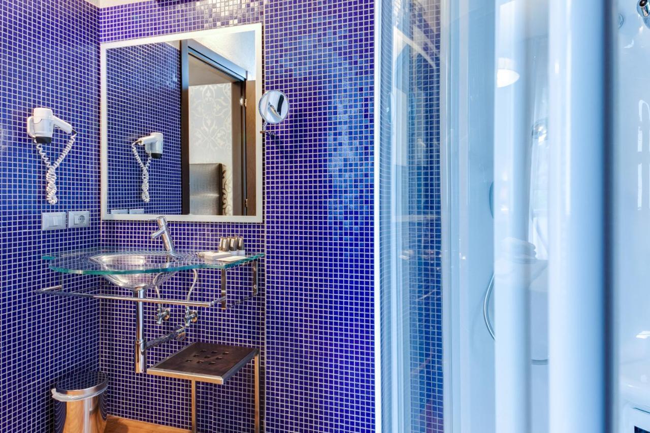 Hotel Atmosfere 4*